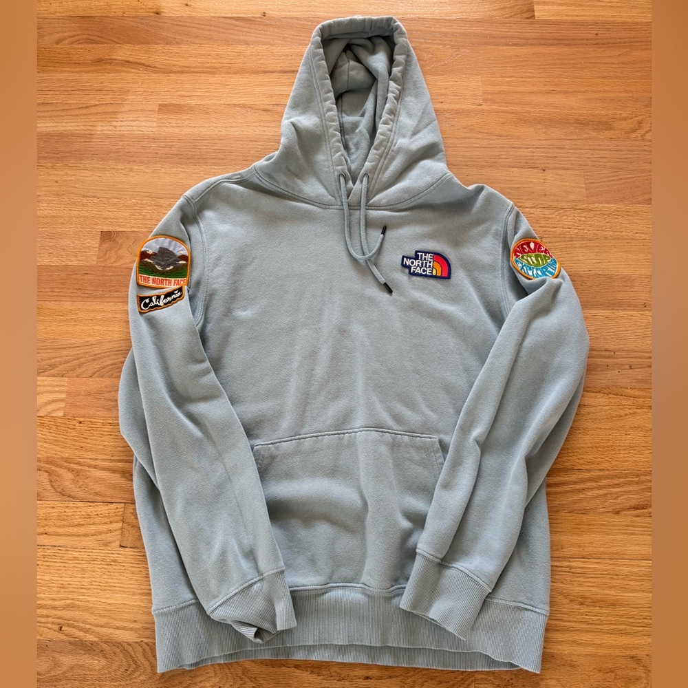 NORTHFACE HOOD JACKET MEN SZ LARGE NEVER STOP EXPLORING PATCH